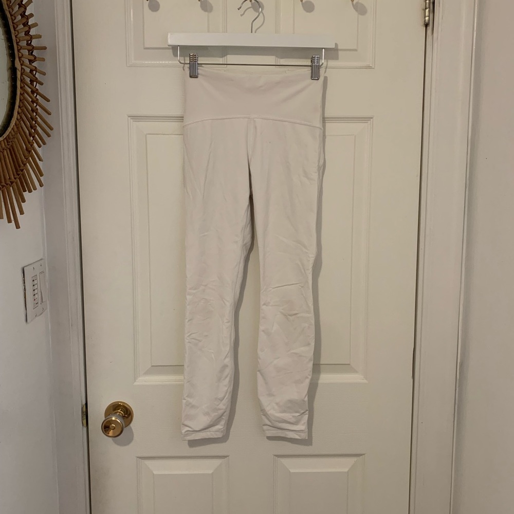 White Lululemon leggings
